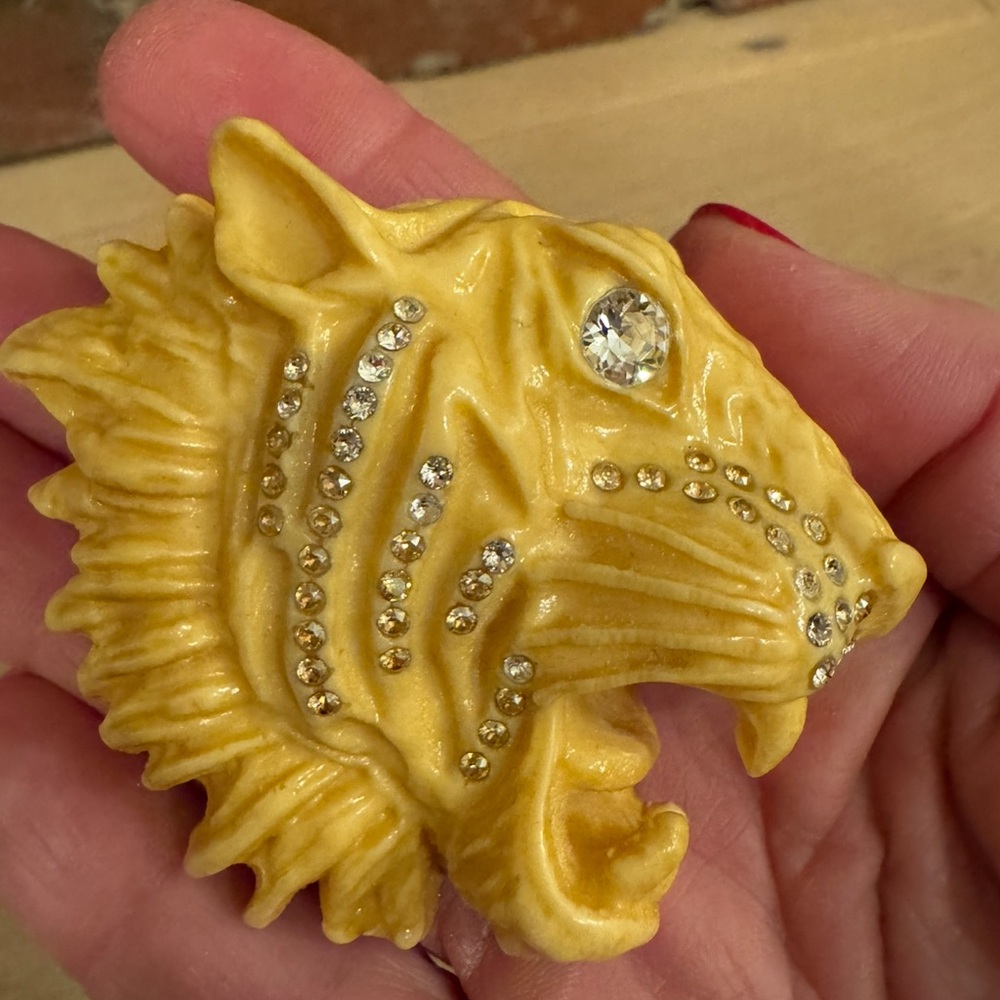 Gucci Rajah Brooch - Picture 2 of 5